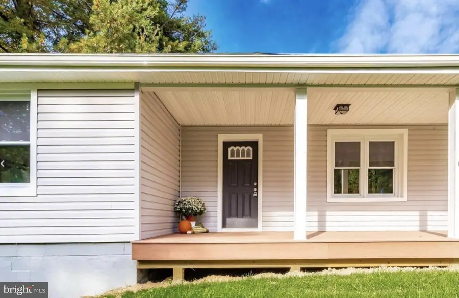 11863 Wolfsville Rd, Smithsburg, MD 21783 - #2