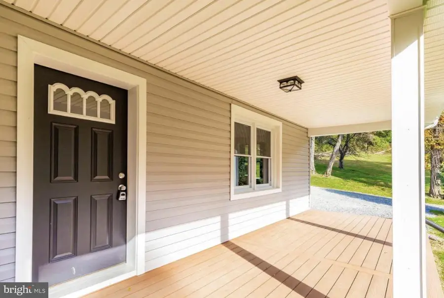 11863 Wolfsville Rd, Smithsburg, MD 21783 - #3