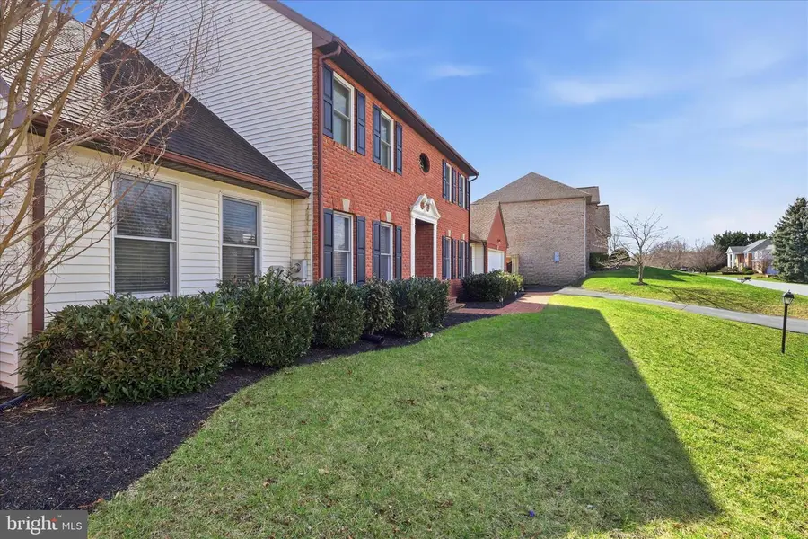 18819 Fountain Ter, Hagerstown, MD 21742 - #3