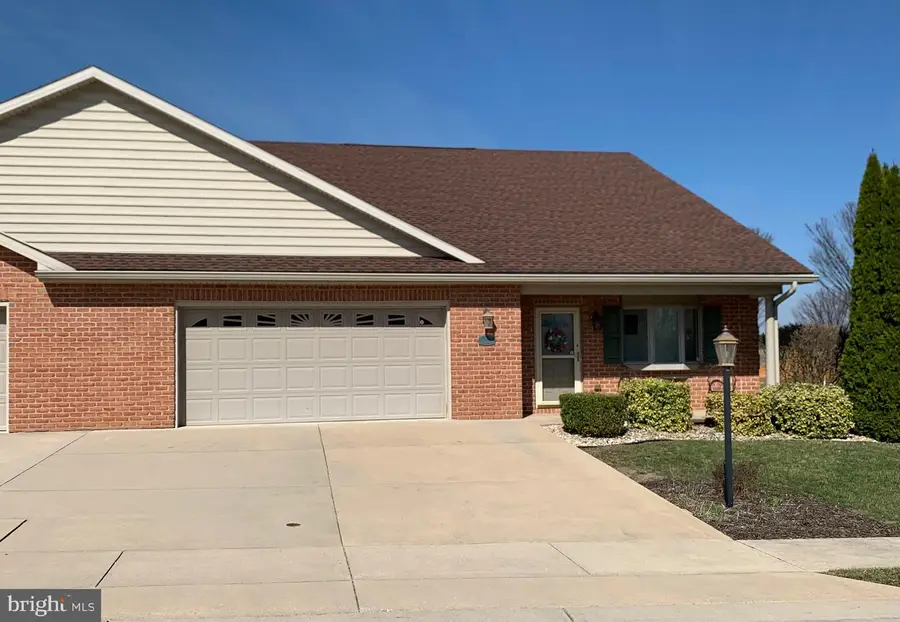 13301 Marquise Dr, Hagerstown, MD 21742 - #2