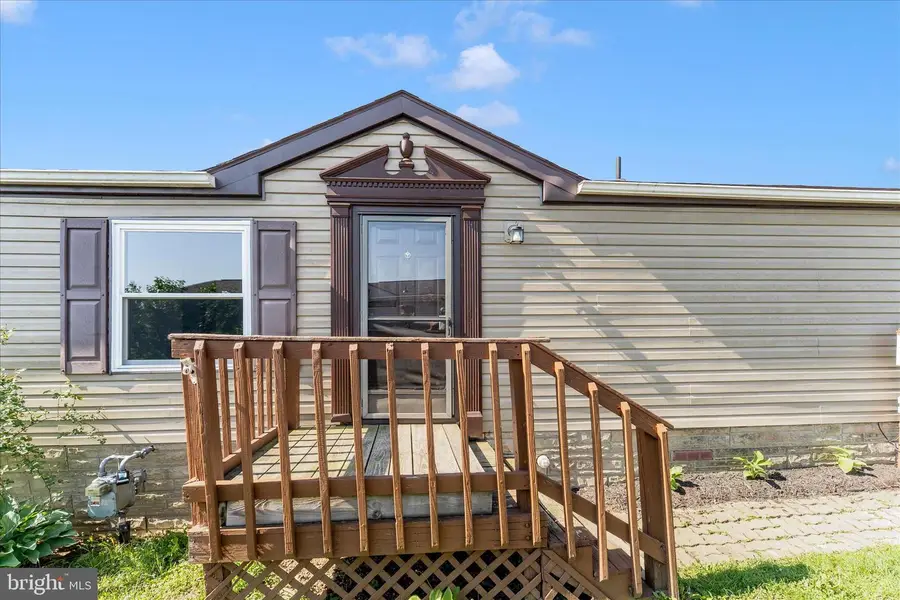 12109 Heather Dr, Hagerstown, MD 21740 - #2