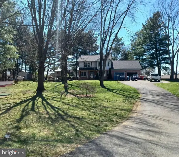 9800 Woodside Ct, HAGERSTOWN, MD 21740