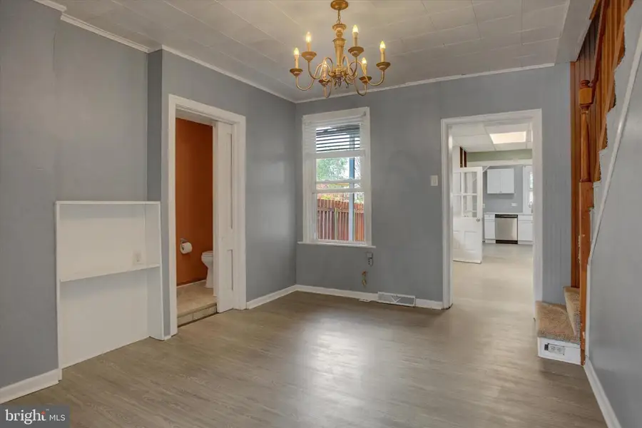 114 E Antietam St E, Hagerstown, MD 21740 - #3