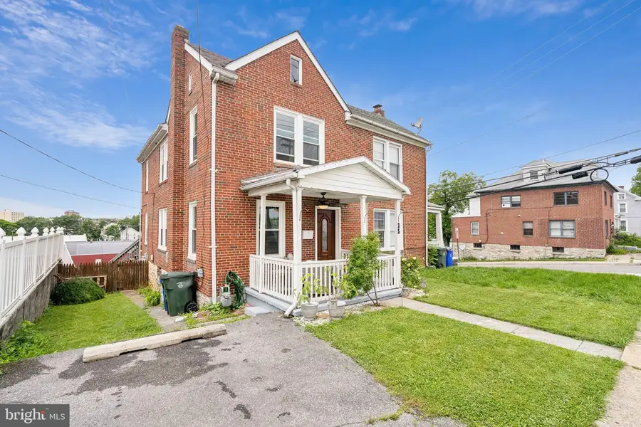 35 N Cleveland Ave, Hagerstown, MD 21740 - #2