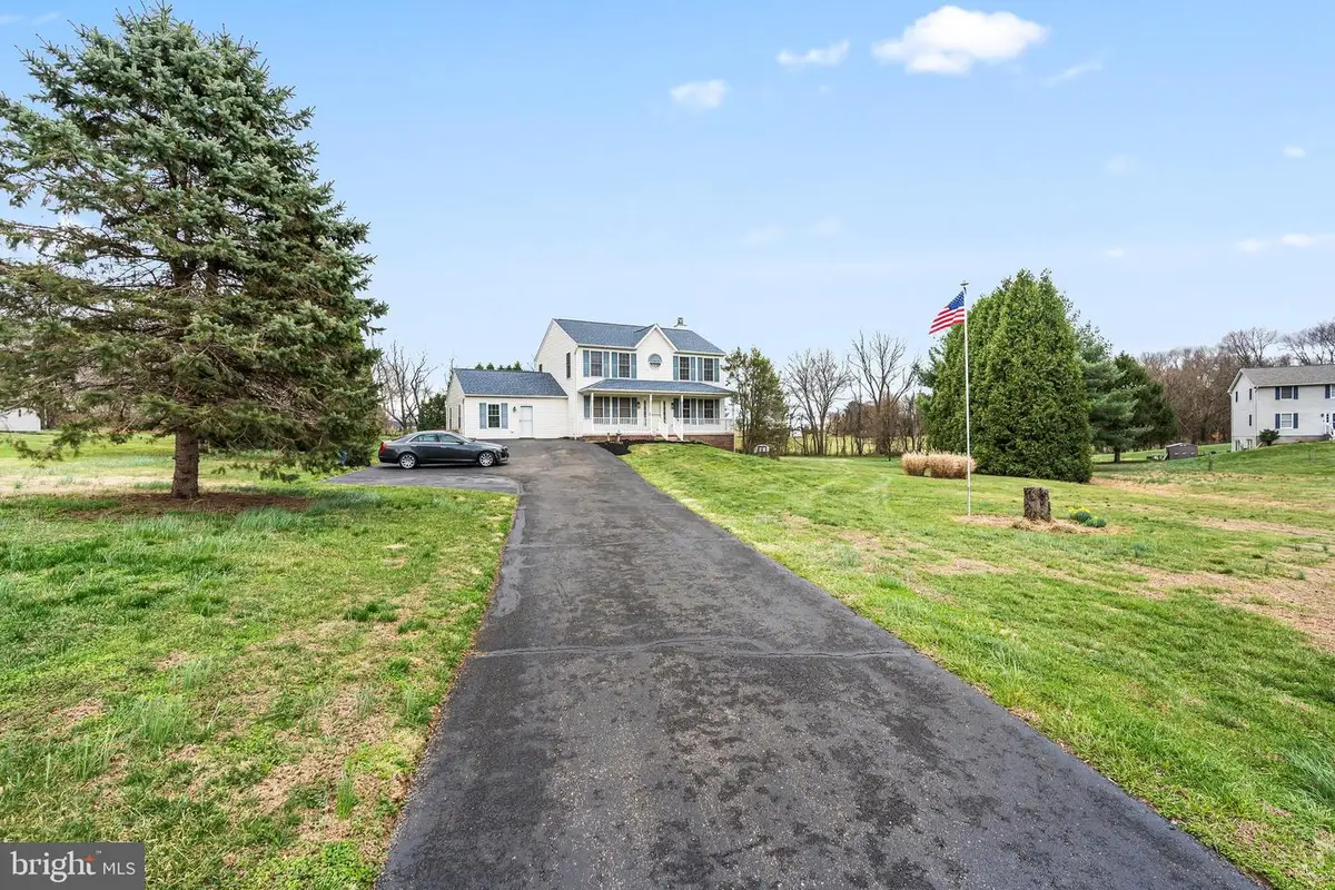 4901 General Gordon Cir, Sharpsburg, MD 21782 - #1