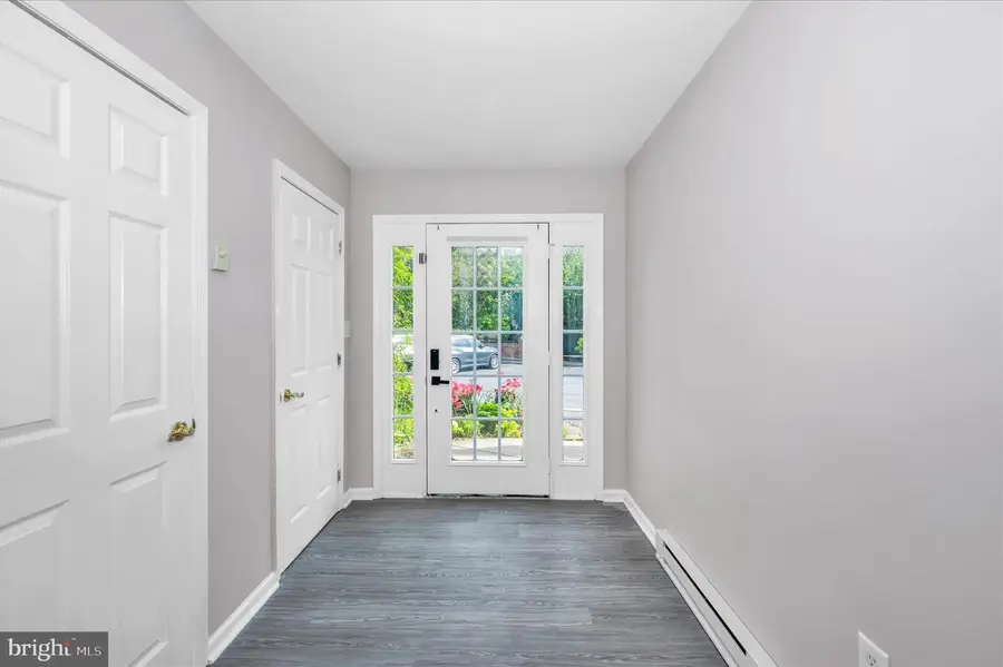 1261 Lindsay Ln, Hagerstown, MD 21742 - #3