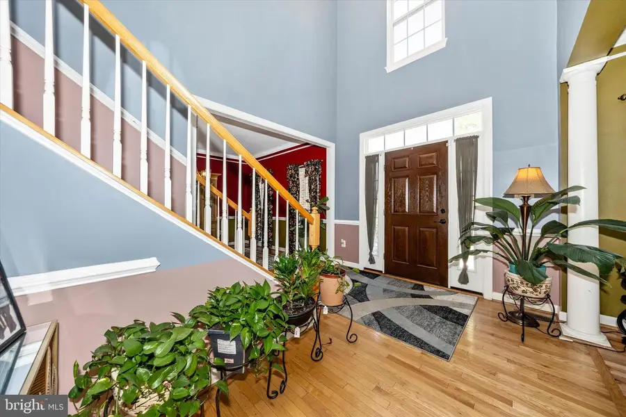 18307 Misty Acres Dr, Hagerstown, MD 21740 - #2