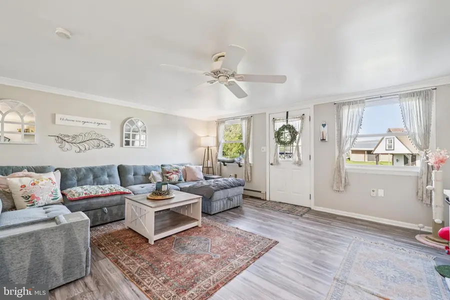 14545 Barkdoll Rd, Hagerstown, MD 21742 - #2