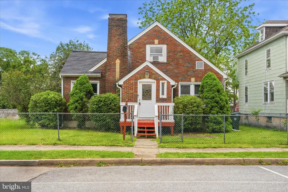 402 Guilford Ave, Hagerstown, MD 21740 - #1