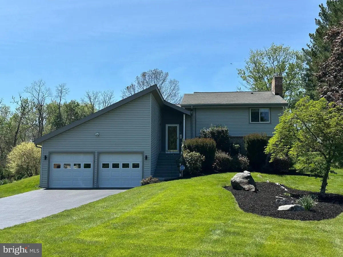 20603 Bluebird Ave, Hagerstown, MD 21742 - #1