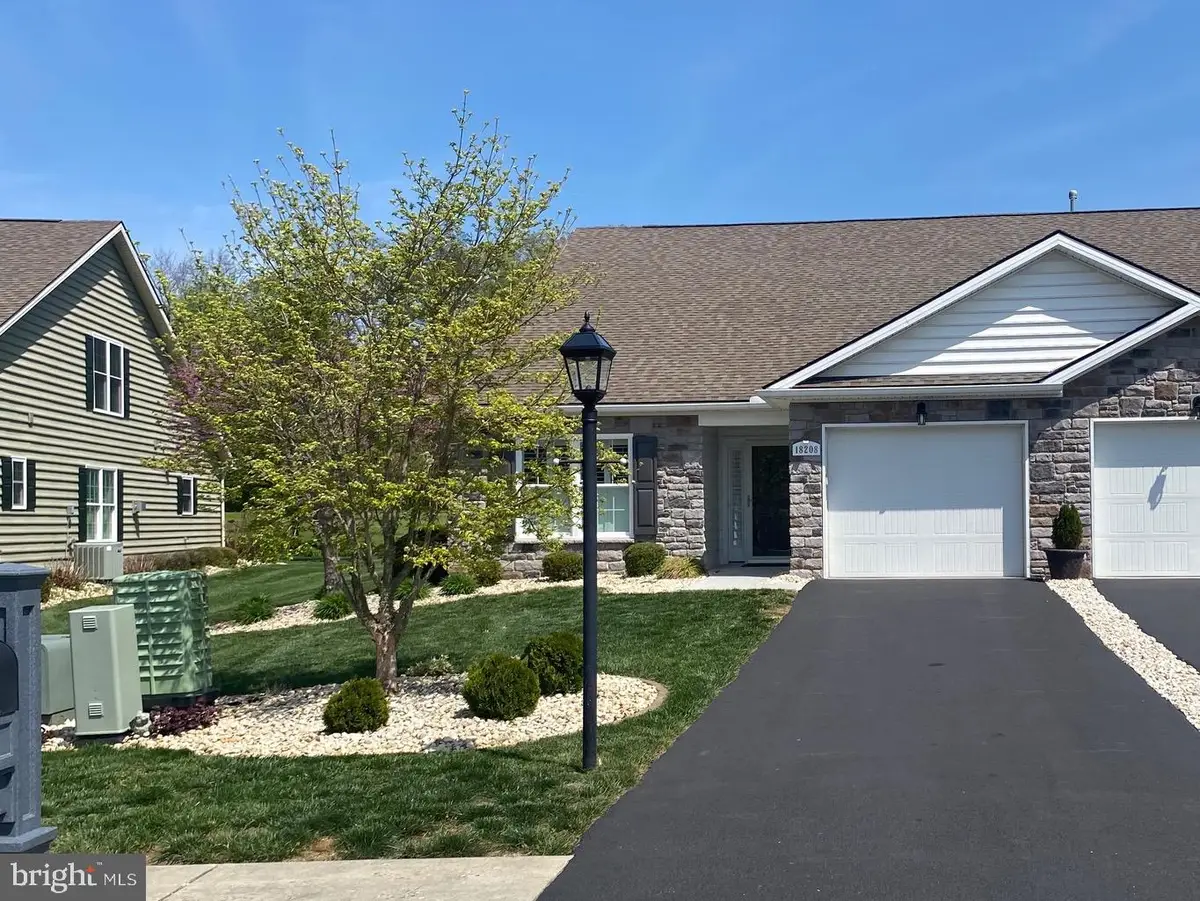 18208 Wisteria Way, Hagerstown, MD 21740 - #1