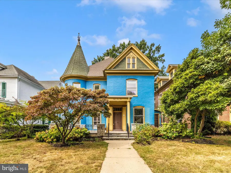 831 Oak Hill Ave, Hagerstown, MD 21742 - #2