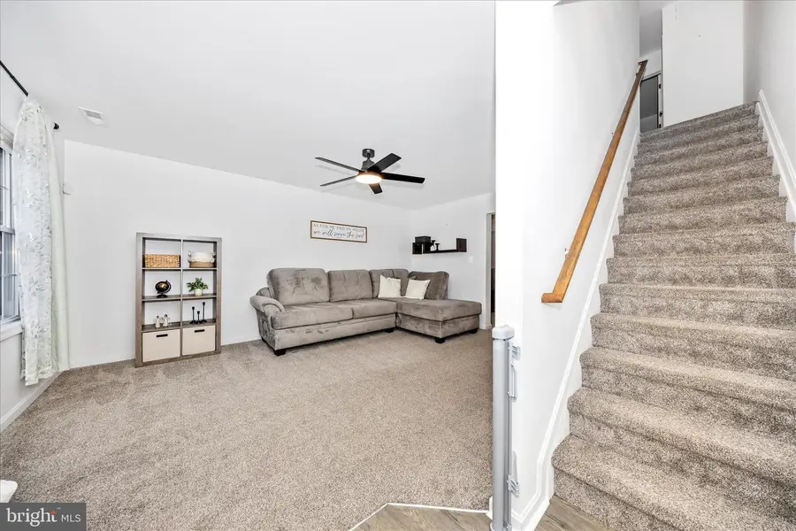 916-b Harwood Rd, Hagerstown, MD 21740 - #3
