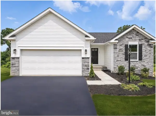 100 Regent Circle, HAGERSTOWN, MD 21742