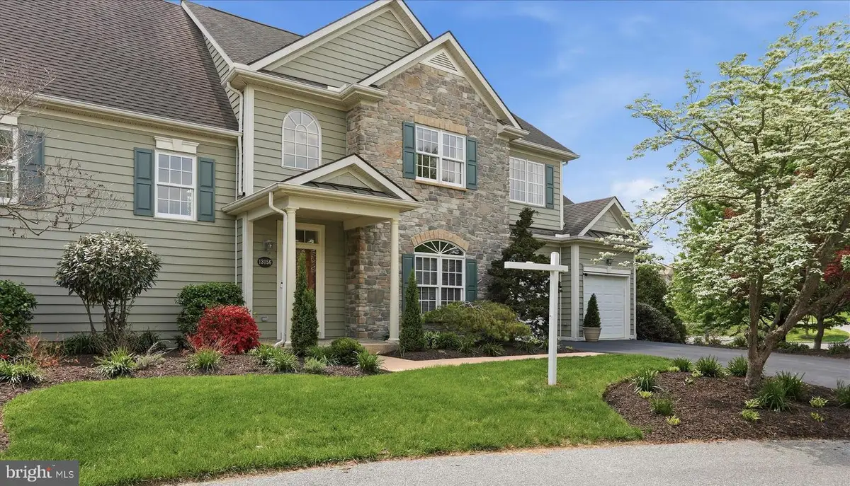 13056 Hawkins Cir, Hagerstown, MD 21742 - #1