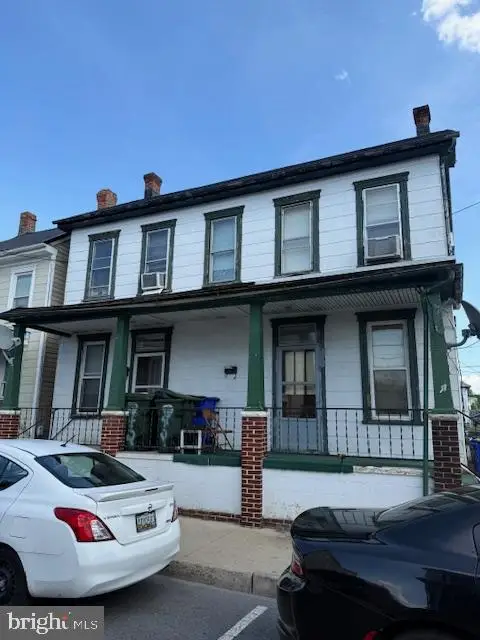 242-244 Mulberry St, Hagerstown, MD 21740 - #1