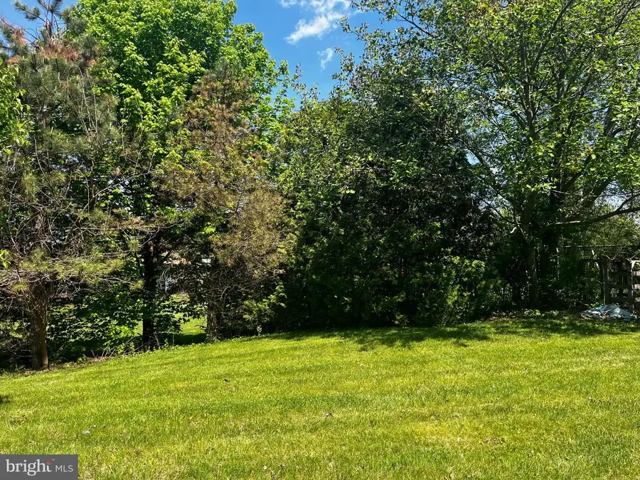 9820 Wandering Ln, Hagerstown, MD 21740 - #2