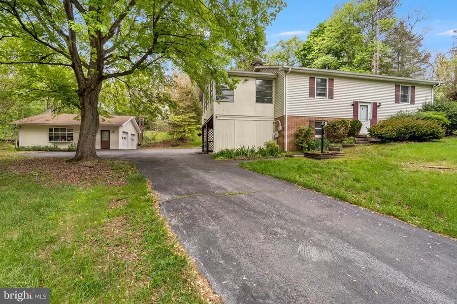 12139 Walnut Pt W, Hagerstown, MD 21740 - #2