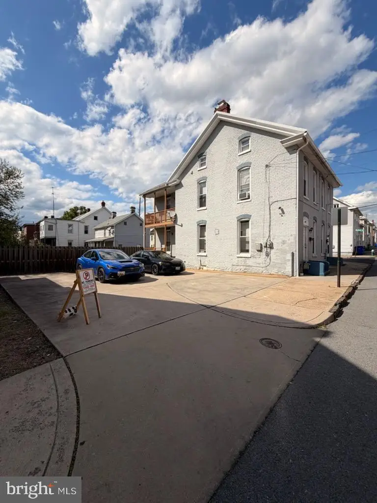 247 N Mulberry St, Hagerstown, MD 21740 - #1