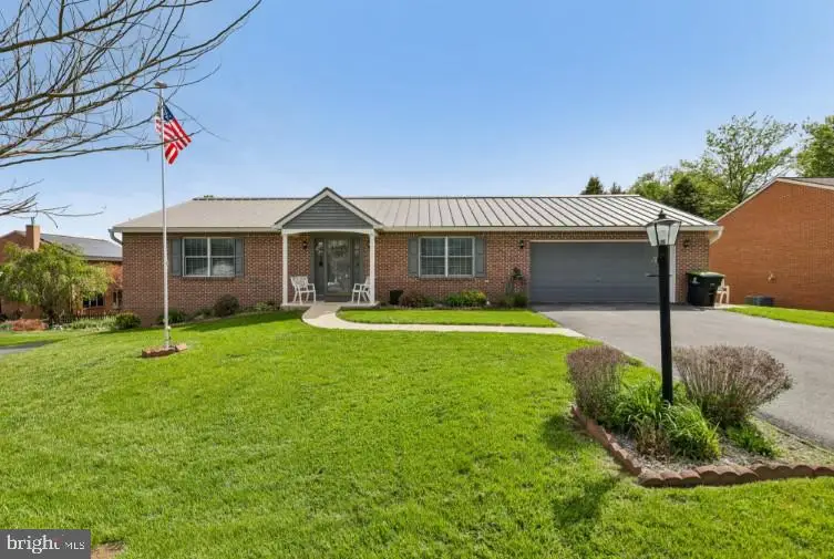 640 Cornell Ave, Hagerstown, MD 21742 - #1