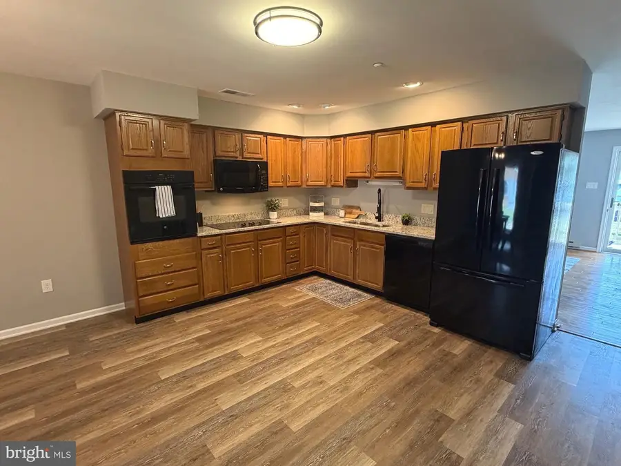 142 Sunflower Dr, Hagerstown, MD 21740 - #2