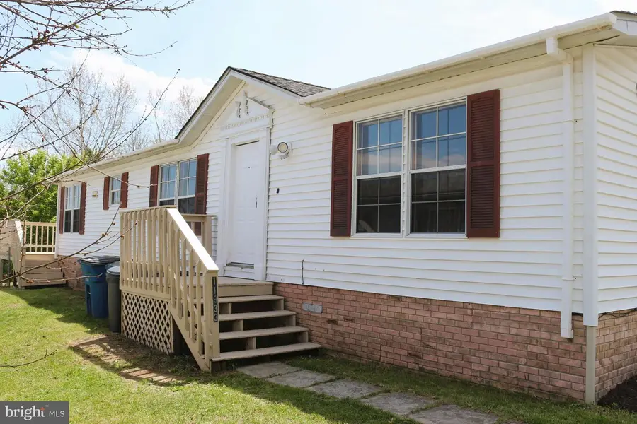 11933 Heather Dr, Hagerstown, MD 21740 - #2