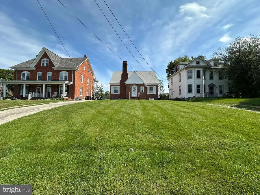 1204 Virginia Ave, Hagerstown, MD 21740 - #3