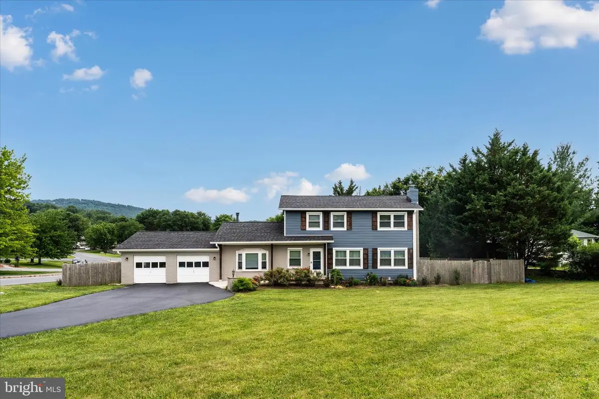 301 Lanafield Dr, Boonsboro, MD 21713 - #1