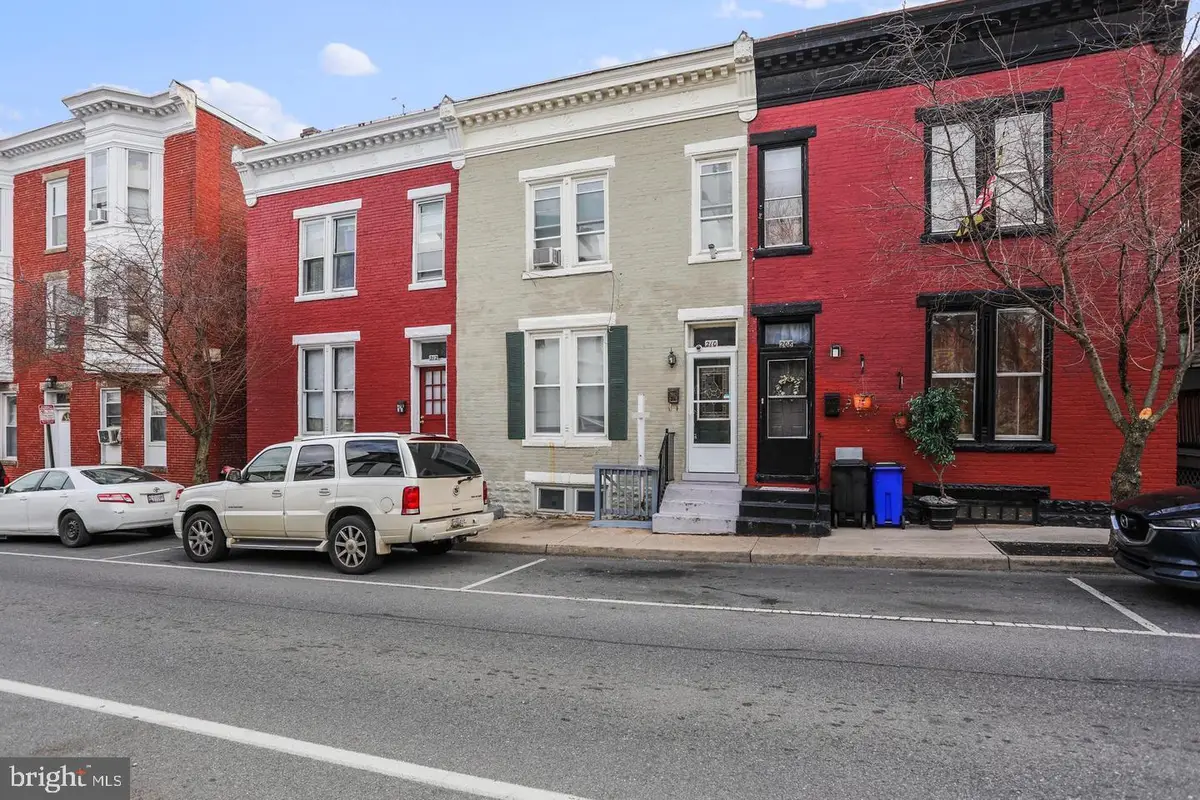 210 N Locust St N, Hagerstown, MD 21740 - #1