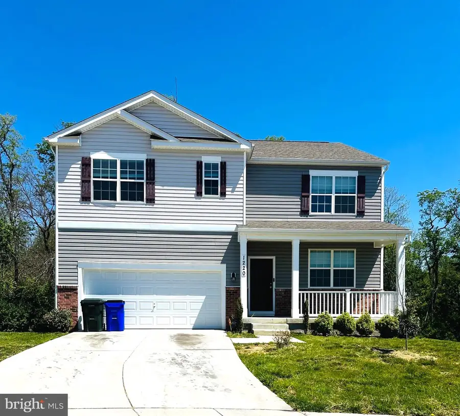 1220 Star Dr, Hagerstown, MD 21742 - #2