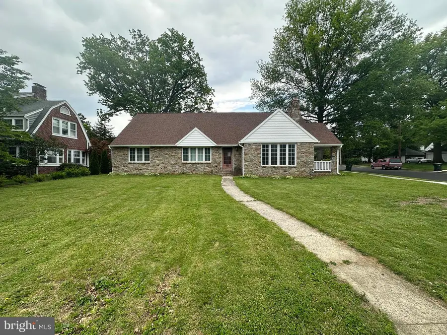 1400 Oak Hill Ave, Hagerstown, MD 21742 - #2