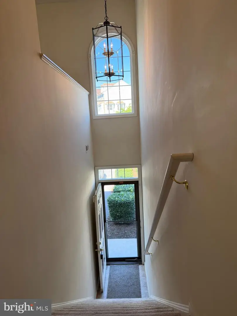10329 Lantern Ln, Hagerstown, MD 21740 - #3