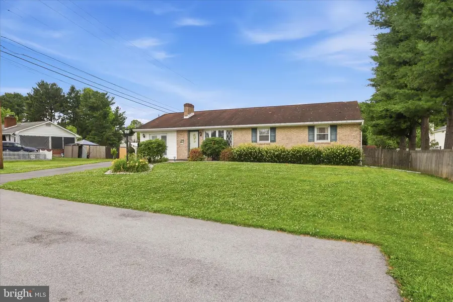 17301 Ontario Dr, Hagerstown, MD 21740 - #3
