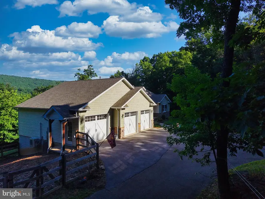 3310 Hawks Hill Ln, Keedysville, MD 21756 - #3