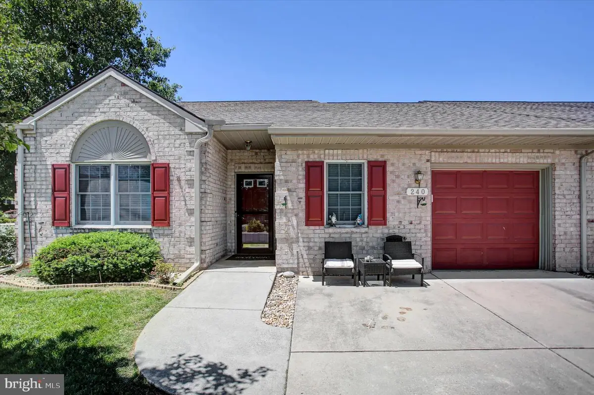 240 Sunbrook Ln #137, Hagerstown, MD 21742 - #1