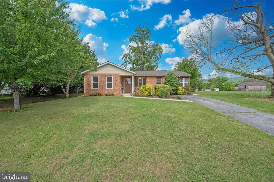 7 Della Ln, Boonsboro, MD 21713 - #2