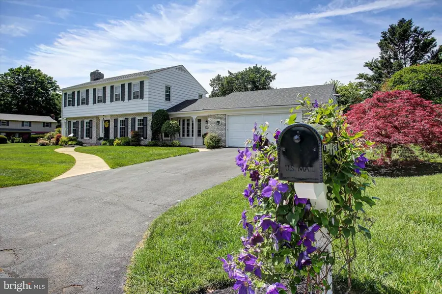 19525 Meadowbrook Rd, Hagerstown, MD 21742 - #2