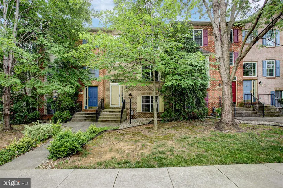 1153 Lindsay Ln, Hagerstown, MD 21742 - #2