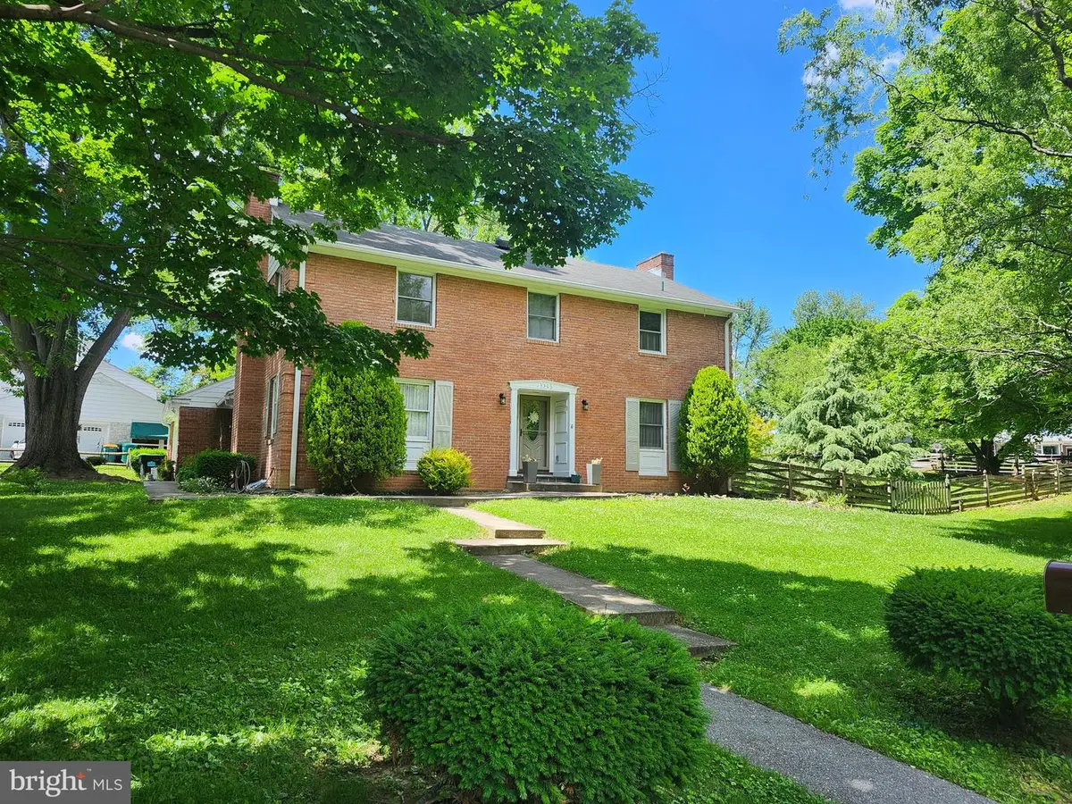 13306 Fairgreen Cir, Hagerstown, MD 21742 - #1