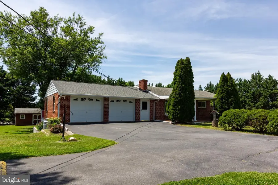 8418 Mapleville Rd, Boonsboro, MD 21713 - #3