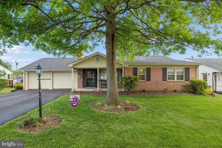 17223 Cloverleaf Rd, Hagerstown, MD 21740 - #2