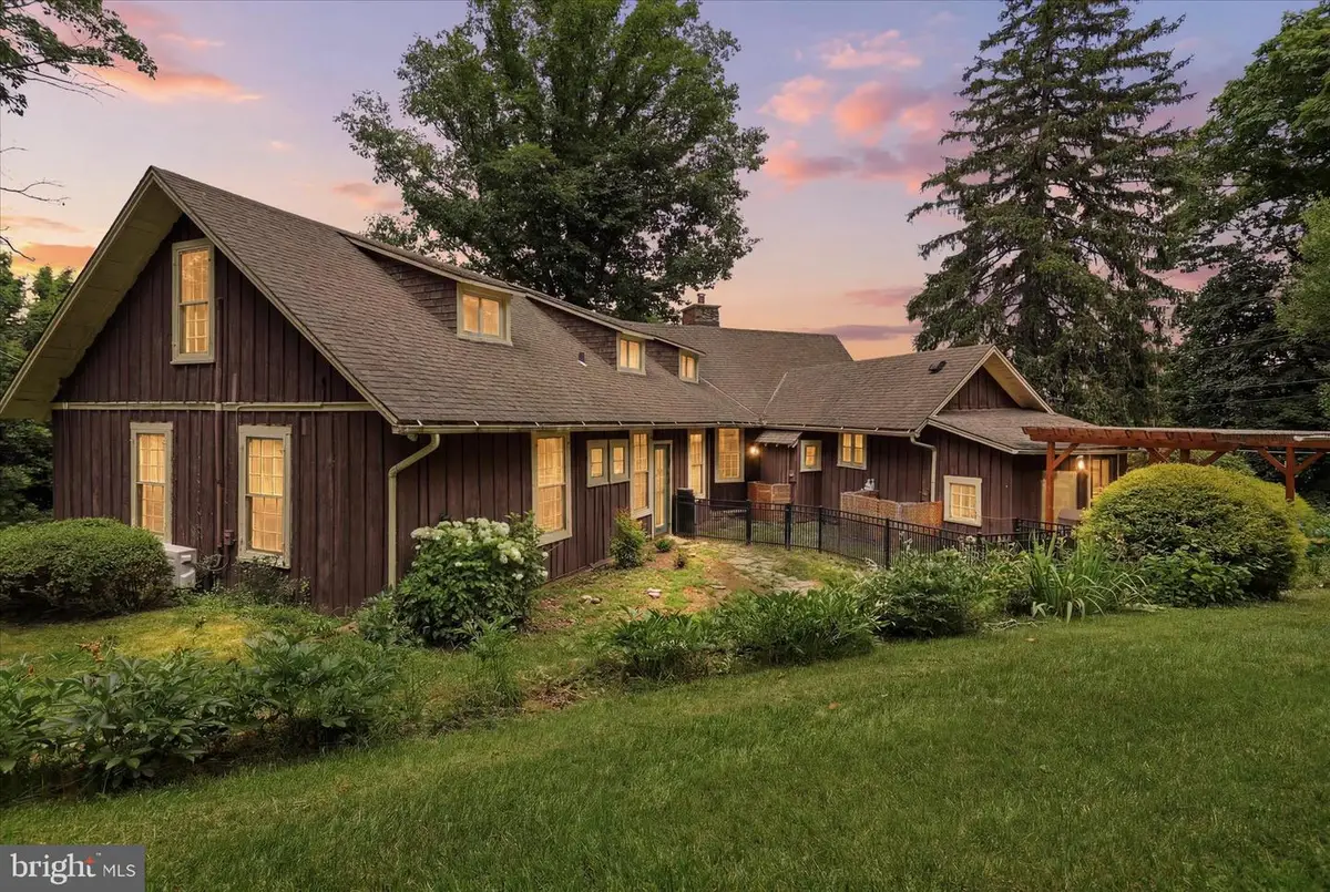 14624 Hilltop Rd, Cascade, MD 21719 - #1