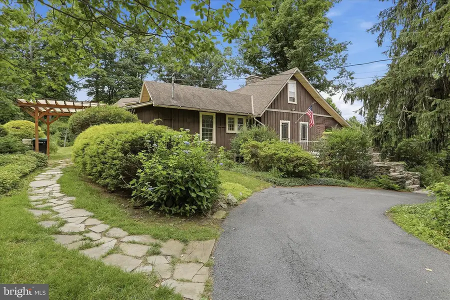 14624 Hilltop Rd, Cascade, MD 21719 - #2