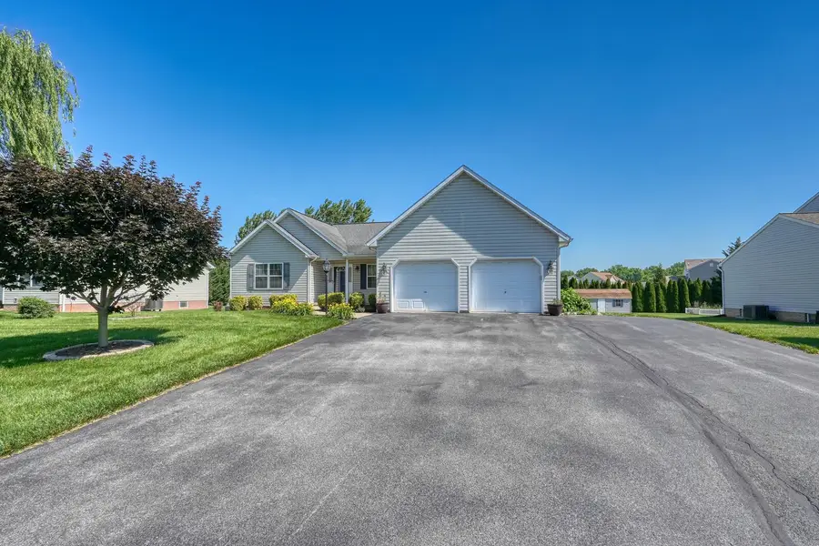17830 Justice Ct, Hagerstown, MD 21740 - #2
