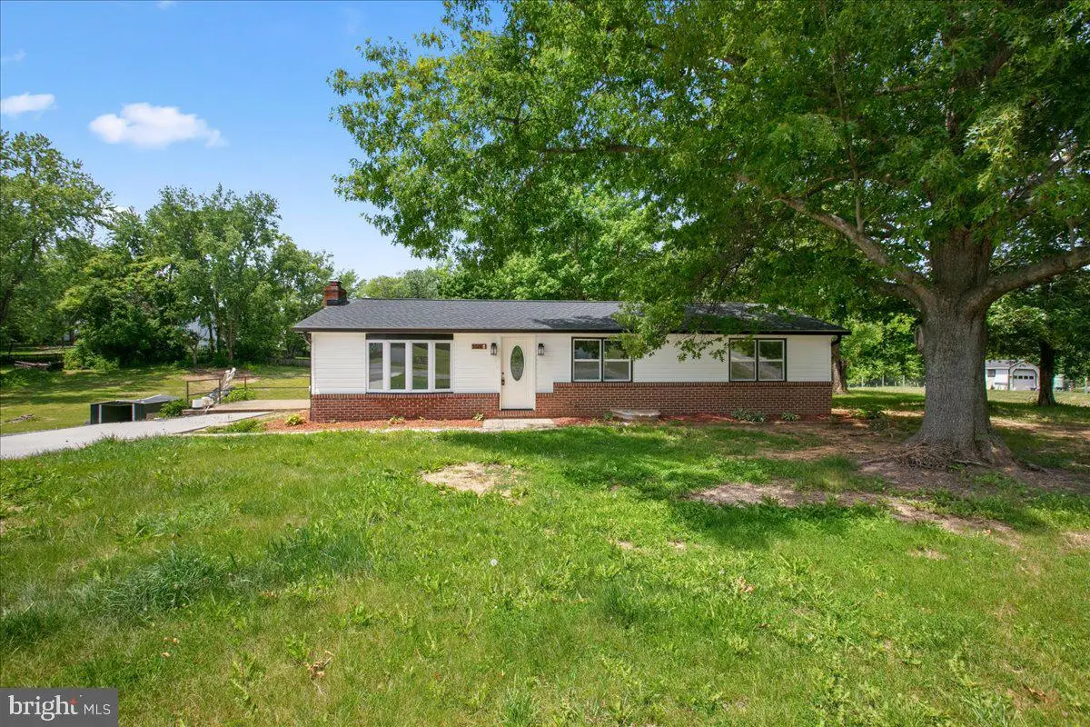 5028 Harpers Ferry Rd, Sharpsburg, MD 21782 - #1