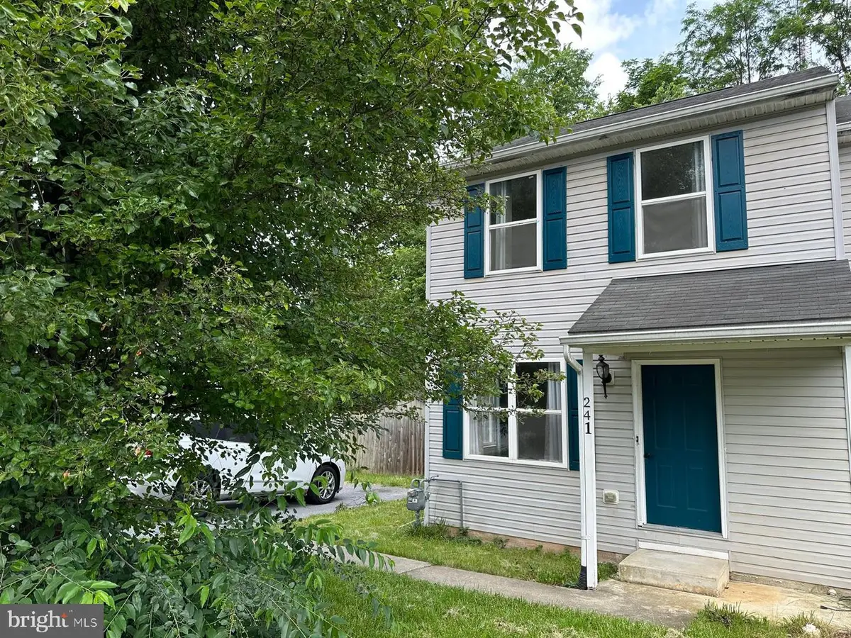 241 Merrbaugh Dr, Hagerstown, MD 21740 - #1