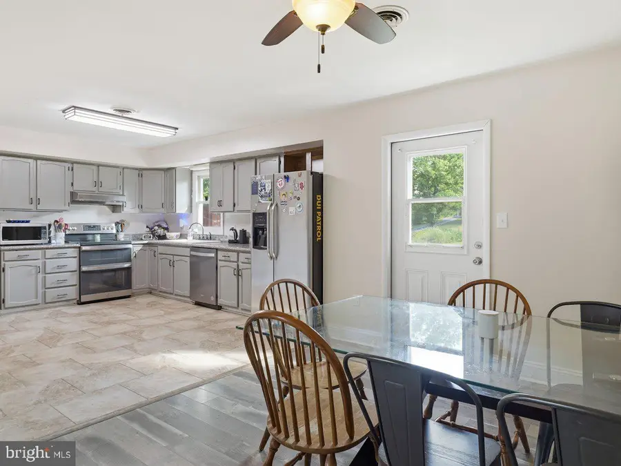 12321 Walnut Pt W, Hagerstown, MD 21740 - #2