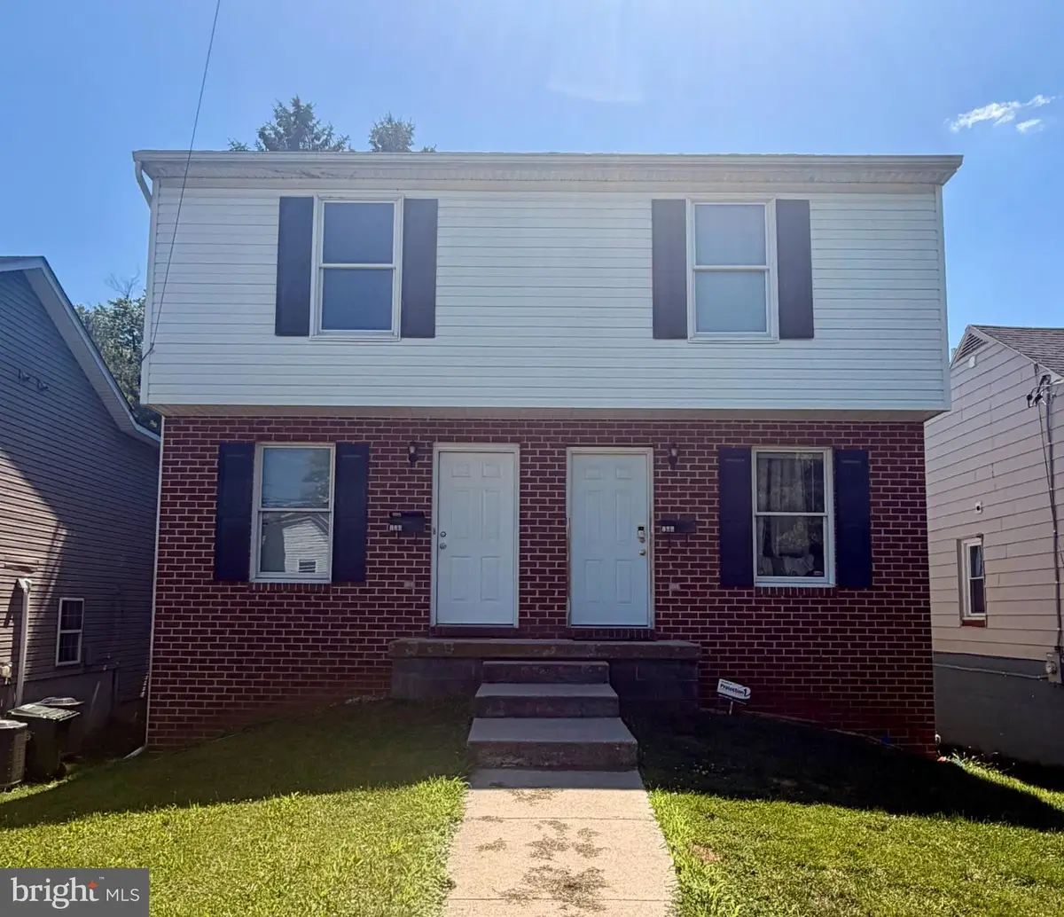 222 & 224 Willard St St, Hagerstown, MD 21740 - #1