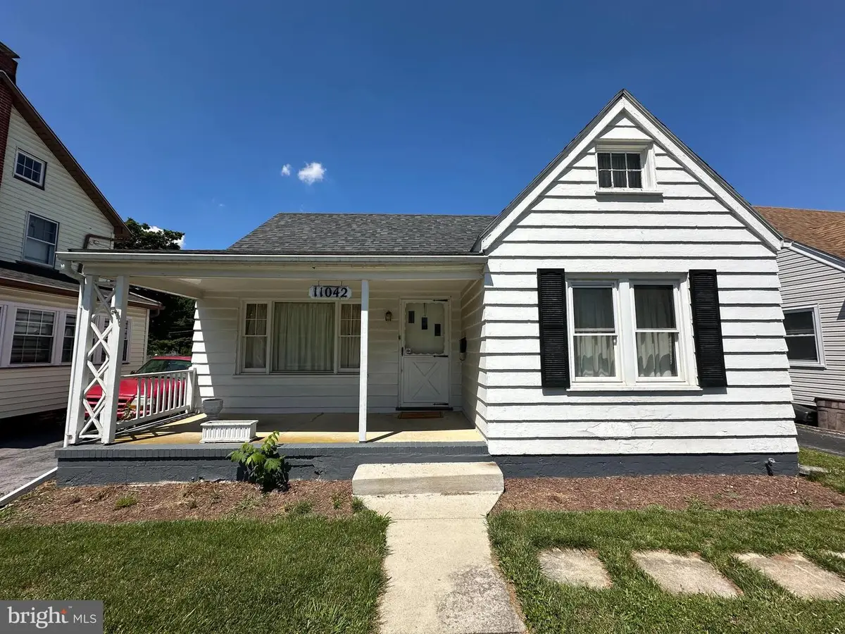 11042 Lincoln Ave, Hagerstown, MD 21740 - #1