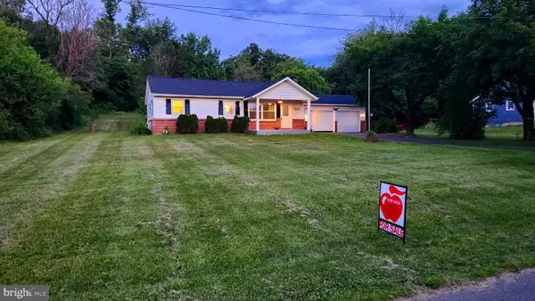 8803 Sharpsburg Pike, FAIRPLAY, MD 21733